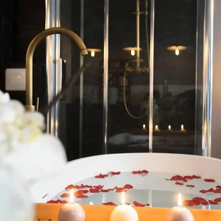 The Place To Be - Eiffel Tower Apartment Paris